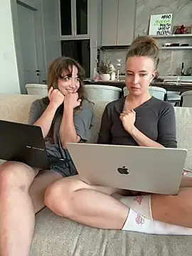 Stripchat Watch Live Sex Cams of Nura_n_Sarah