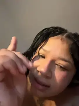 Stripchat Free Porn Cam of SashaLiciosa_