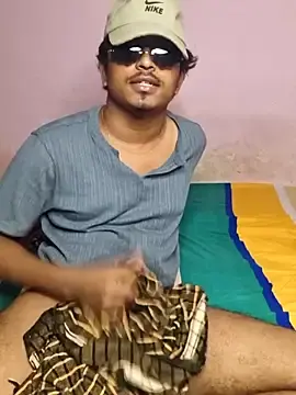 Stripchat Live Sex Cam of velchennai