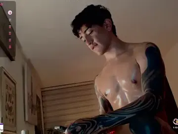 Stripchat Live Sex of ivaaaan_