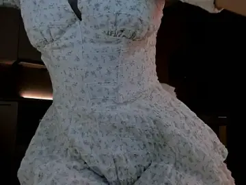 Stripchat Live Sex Cam of Ella_lee15