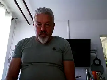 Stripchat Watch Live Sex Cams of Berg_Boy