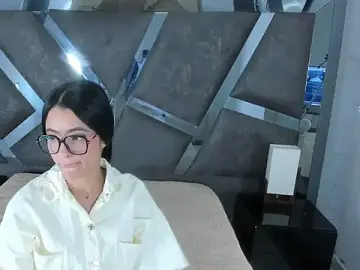 Stripchat Live Sex Cam of Milawink