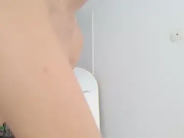 Stripchat Sex Cam of grey___27
