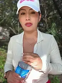 Stripchat Watch Live Sex Cams of LINDA_PATTY94
