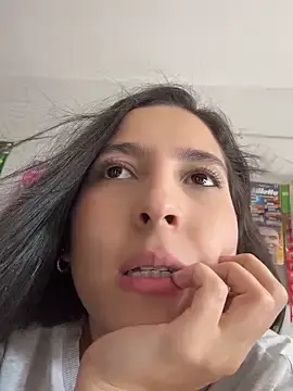 Stripchat Adult Webcam of LittleDoll___