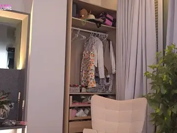 Stripchat Best live sex cam show of LexieLoree