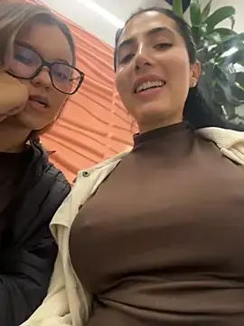 Stripchat Sex Cam of _Nina_1