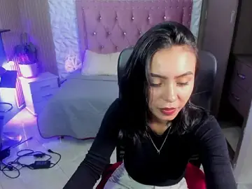 Stripchat Live Sex Cam of julieta_fn