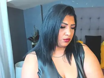 Stripchat Free Porn Cam of AmyCubes