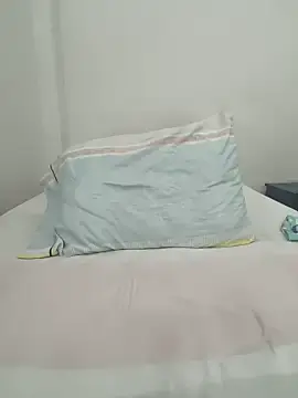 Stripchat Live Sex Cam of TattyHarrisquirtt