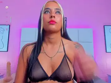 Stripchat Best Webcam of charlotte_kisss
