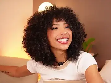 Stripchat Free Porn Cam of OSHUN_