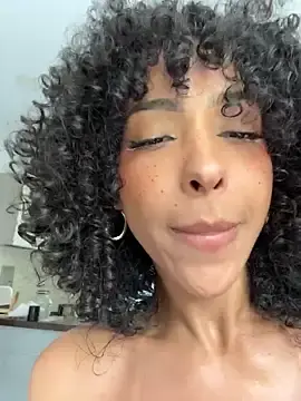 Stripchat Live Sex Cam of OSHUN_