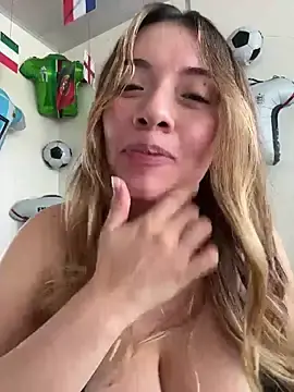 Stripchat Best Webcam of valery_mora