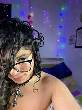 Stripchat Free Porn Cam of Simone_Miller