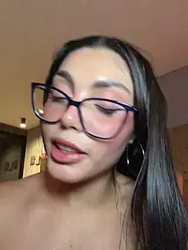 Stripchat Free Porn Cam of zui_lu