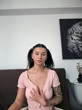 Stripchat Best live sex cam show of DramaQueen__