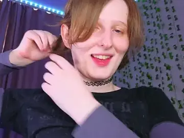 Stripchat Sex Cam of c0ralynx