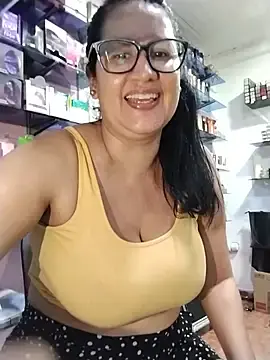 Stripchat Free Porn Cam of keilymadam