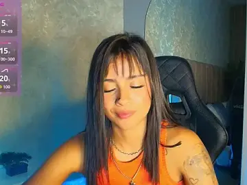 Stripchat Live Sex of katia_foxxx_