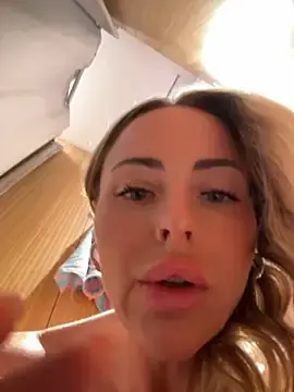 Stripchat Adult Video Chat of EmaSalis