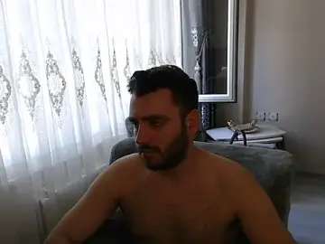 Stripchat Live Sex Cam of handsomeee04