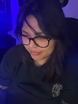 Stripchat Live Sex Cam of miacanela_xo