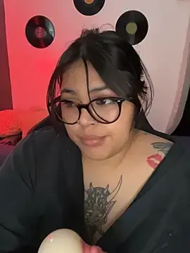 Stripchat Free Porn Cam of miacanela_xo