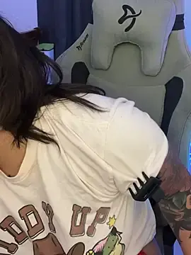 Stripchat Free Live Porn of miacanela_xo