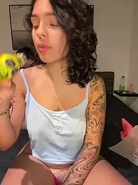 Stripchat Best live sex cam show of Alice_surprise