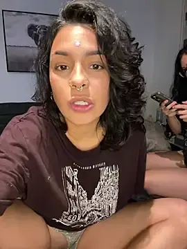 Stripchat Watch Live Sex Cams of Alice_surprise