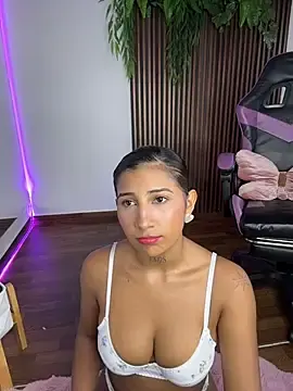 Stripchat Best live sex cam show of DRACARYSS_