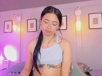 Stripchat Free Porn Cam of Ivyy_sweet_