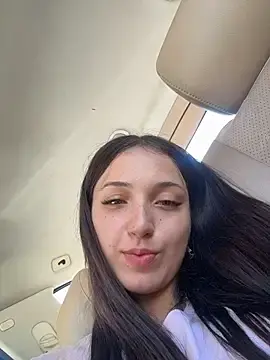 Stripchat Free Porn Cam of DollyTall