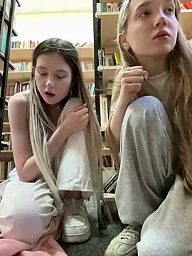 Stripchat Free Porn Cam of bambi_lu