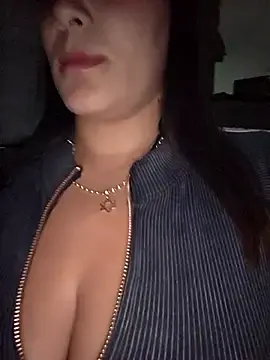 Stripchat Live Sex of camiysebas21