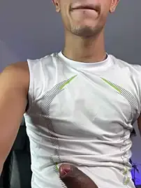 Stripchat Watch Live Sex Cams of Busterspinter
