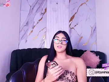 Stripchat Live Sex of Mhiaa_Sweet