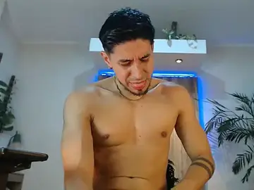 Stripchat Adult Webcam of Andrew_4_