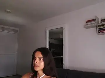 Stripchat Adult Webcam of _Vahos_