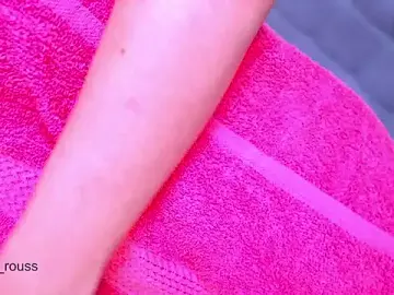Stripchat Live Sex Cam of argiee_taylorxs2