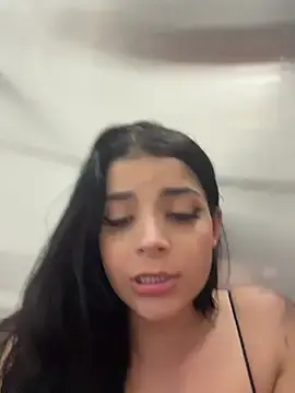 Stripchat Nude Webcam of ArieliciousXXX