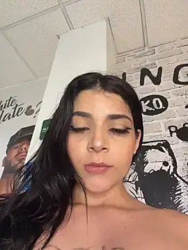 Stripchat Watch Live Sex Cams of ArieliciousXXX
