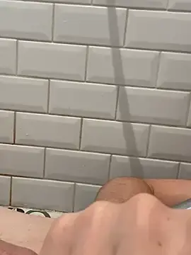 Stripchat Live Porn of Axel_chaud64