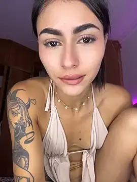 Stripchat Private Sex Chat of emilie_xx_