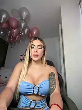 Stripchat Best live sex cam show of mi_suk11