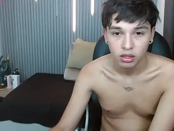 Stripchat Live Porn of StiwenTwink