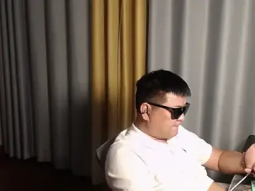 Stripchat Live Porn of zhang1118