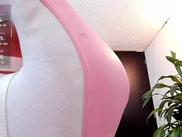 Stripchat Live Sex Cam of amber_sexy14